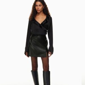 Aritzia Wilfred Leather Skirt Size 6 (vegan leather and washable)